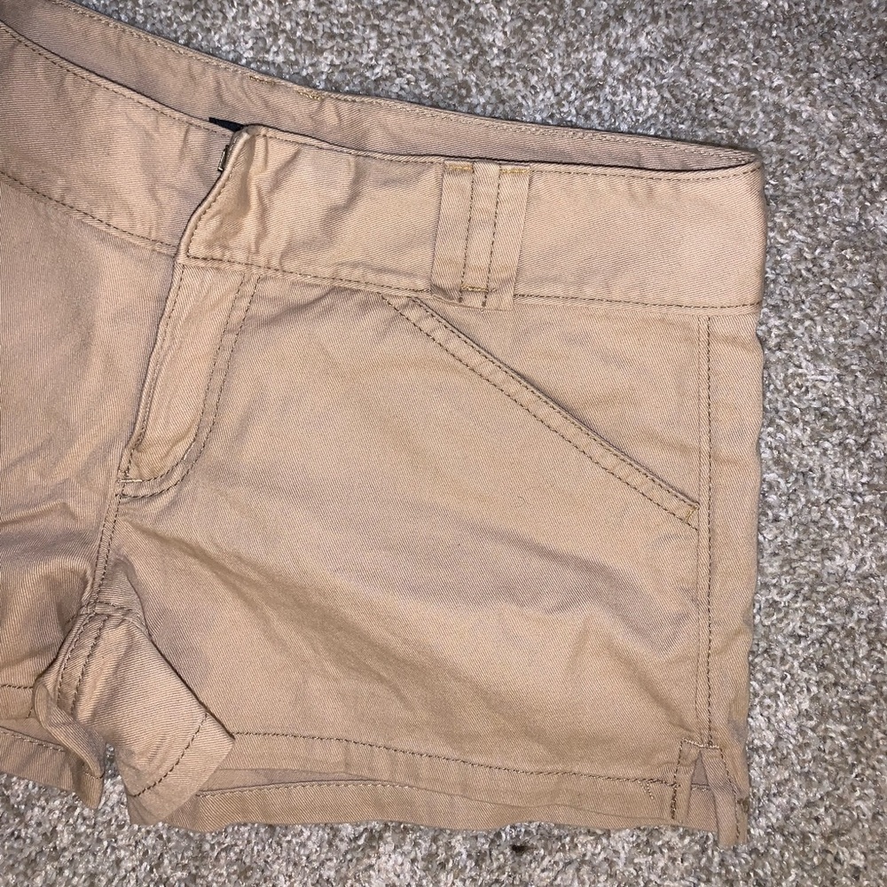 Express Tan High Waist buttoned shorts size 4 - Picture 5 of 12